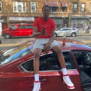 Meet your Posher, Aaron